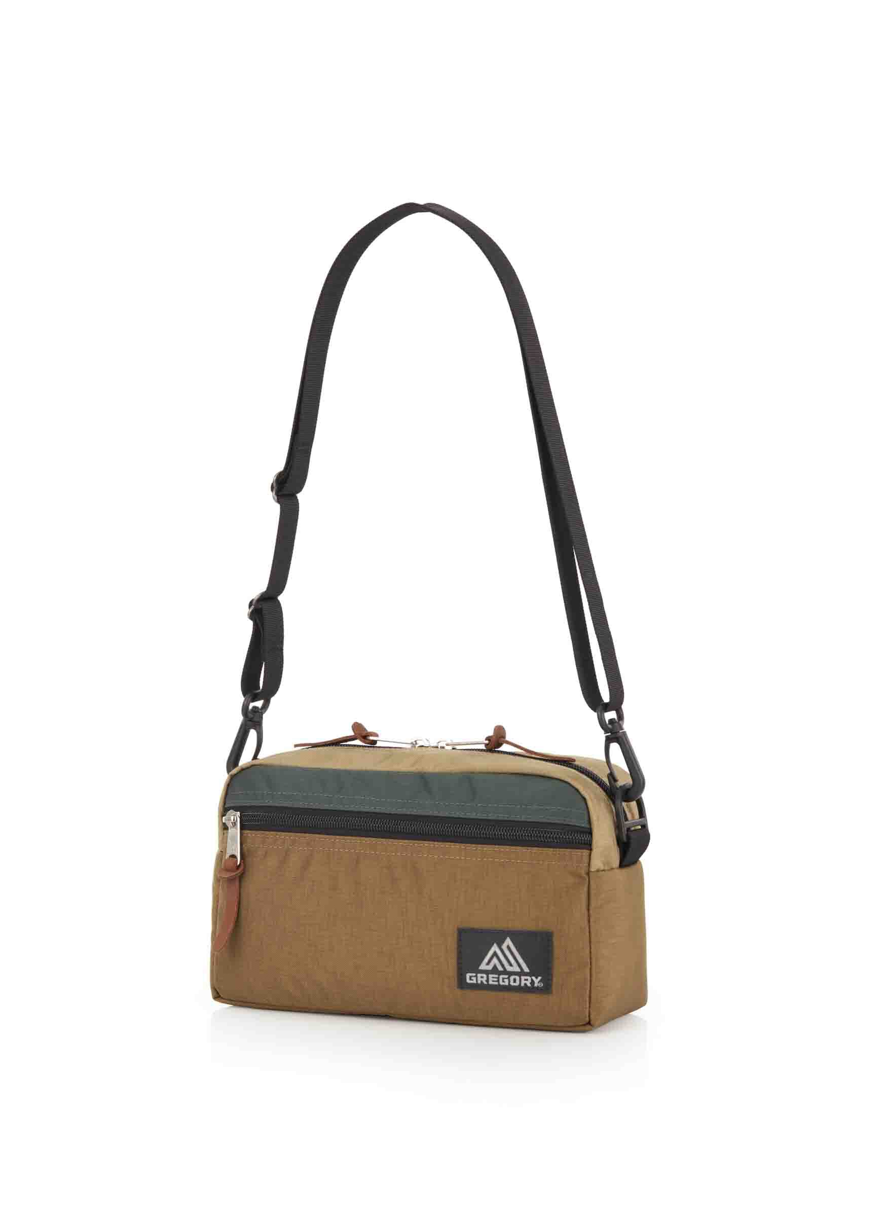 CLASSIC BAGS パデッドショルダーポーチM