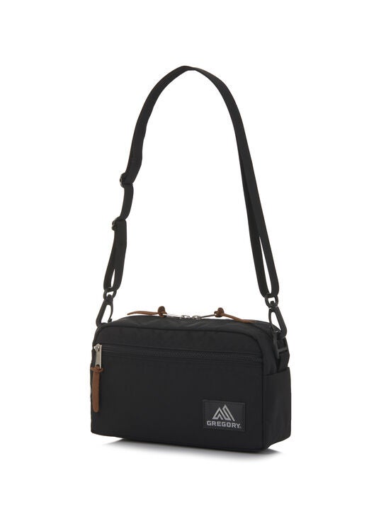 CLASSIC BAGS パデッドショルダーポーチM