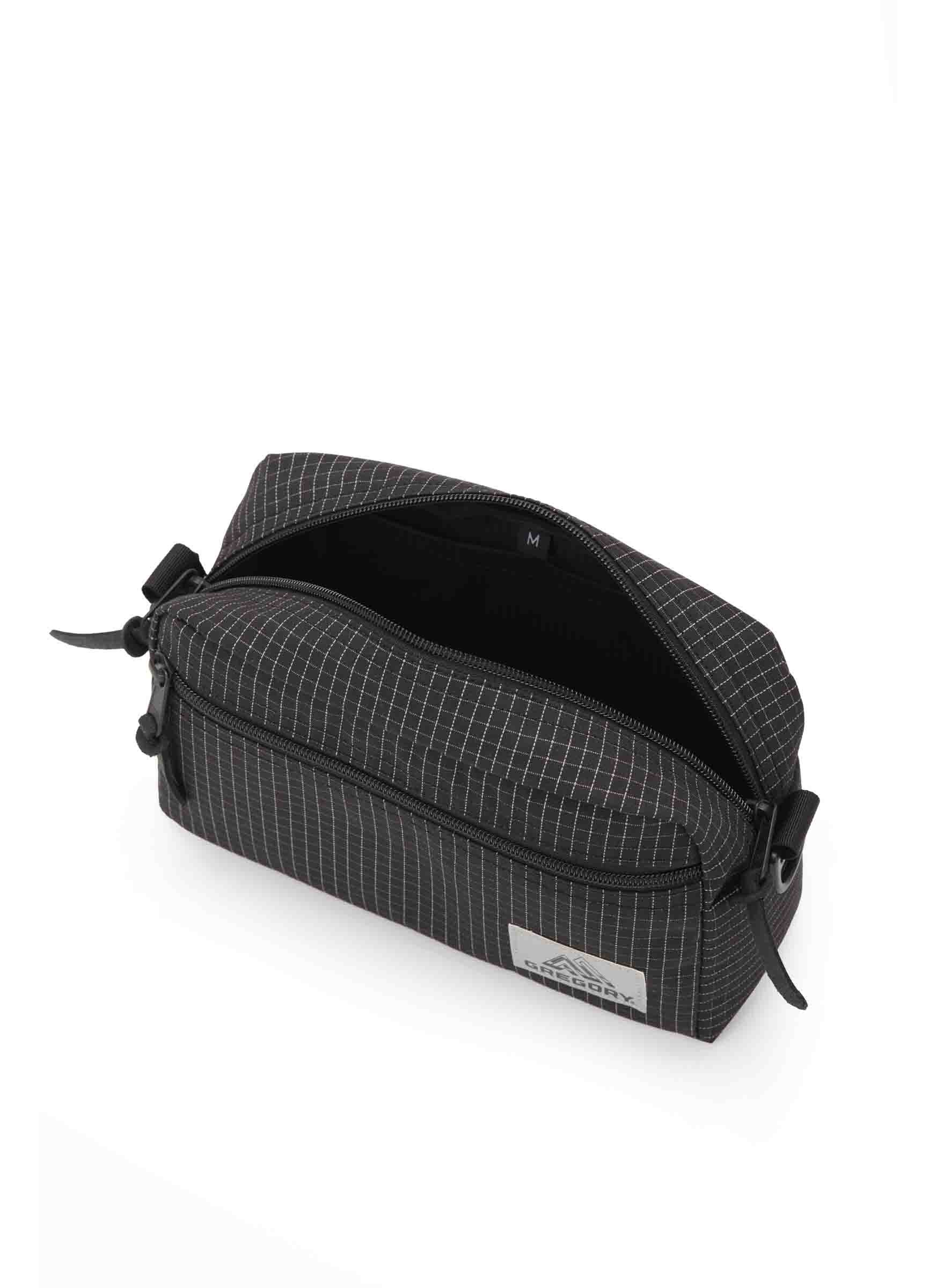 CLASSIC BAGS パデッドショルダーポーチM