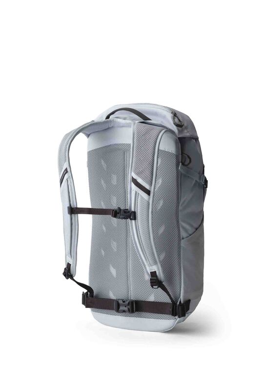 エッセンシャルハイキング ナノ28