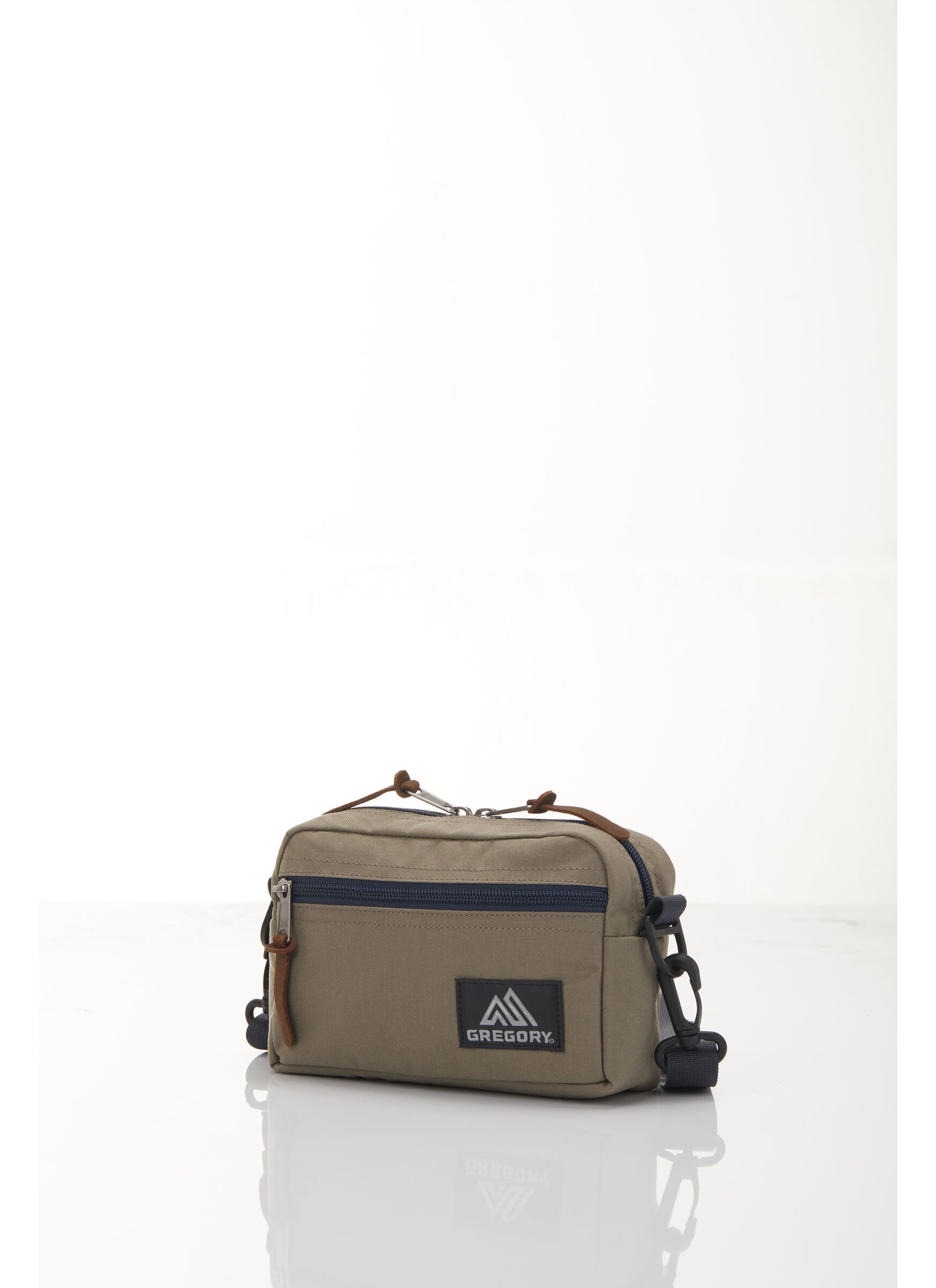 クラシックバッグ パデッドショルダーポーチS