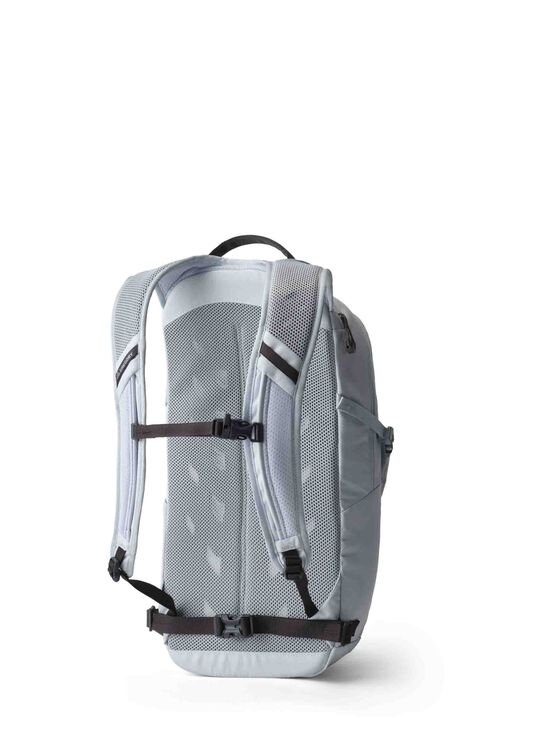 エッセンシャルハイキング ナノ18