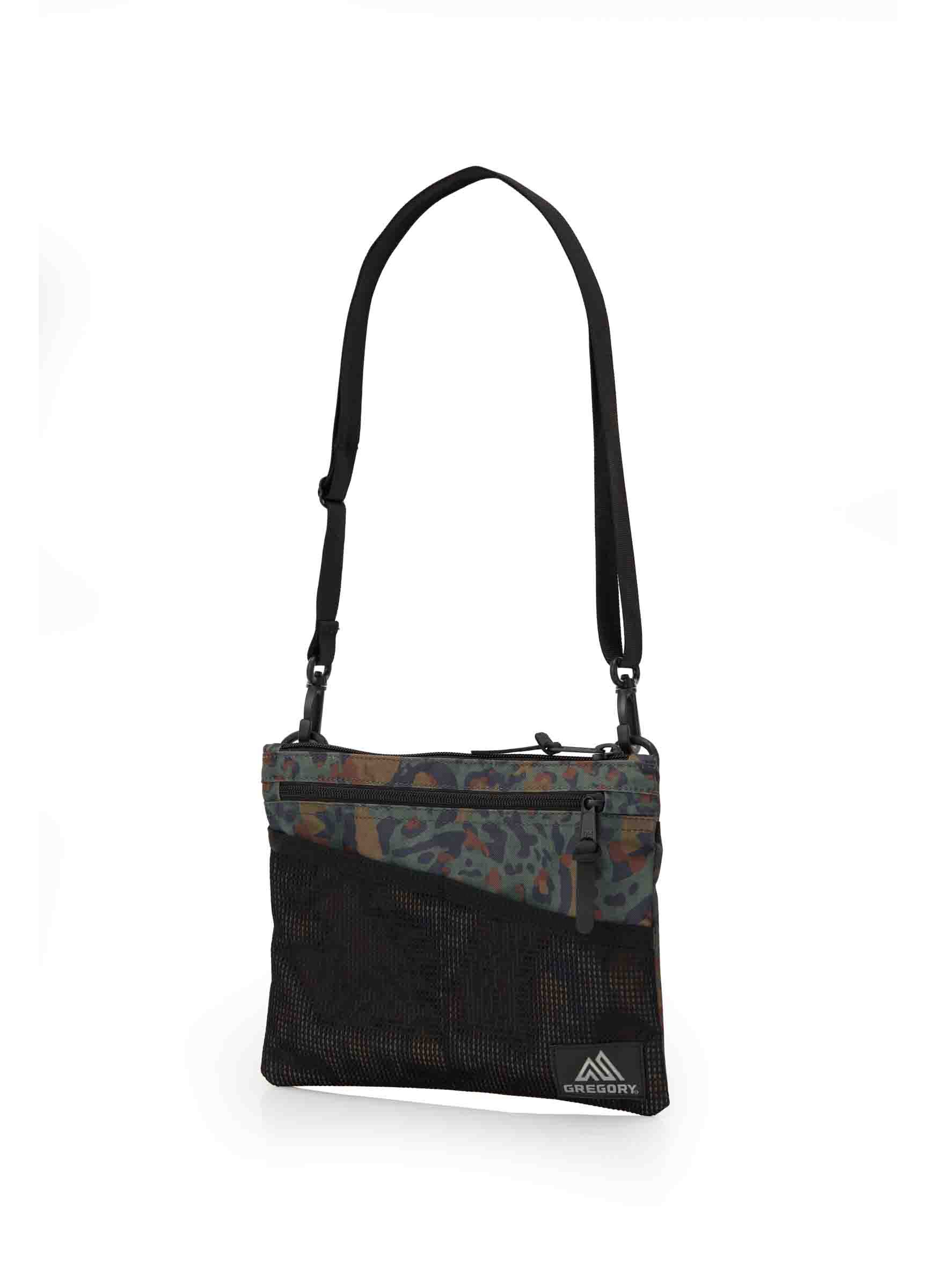 CLASSIC ACC クラシックサコッシュM