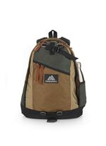 CLASSIC DAY デイパック ダブルサイドポケット