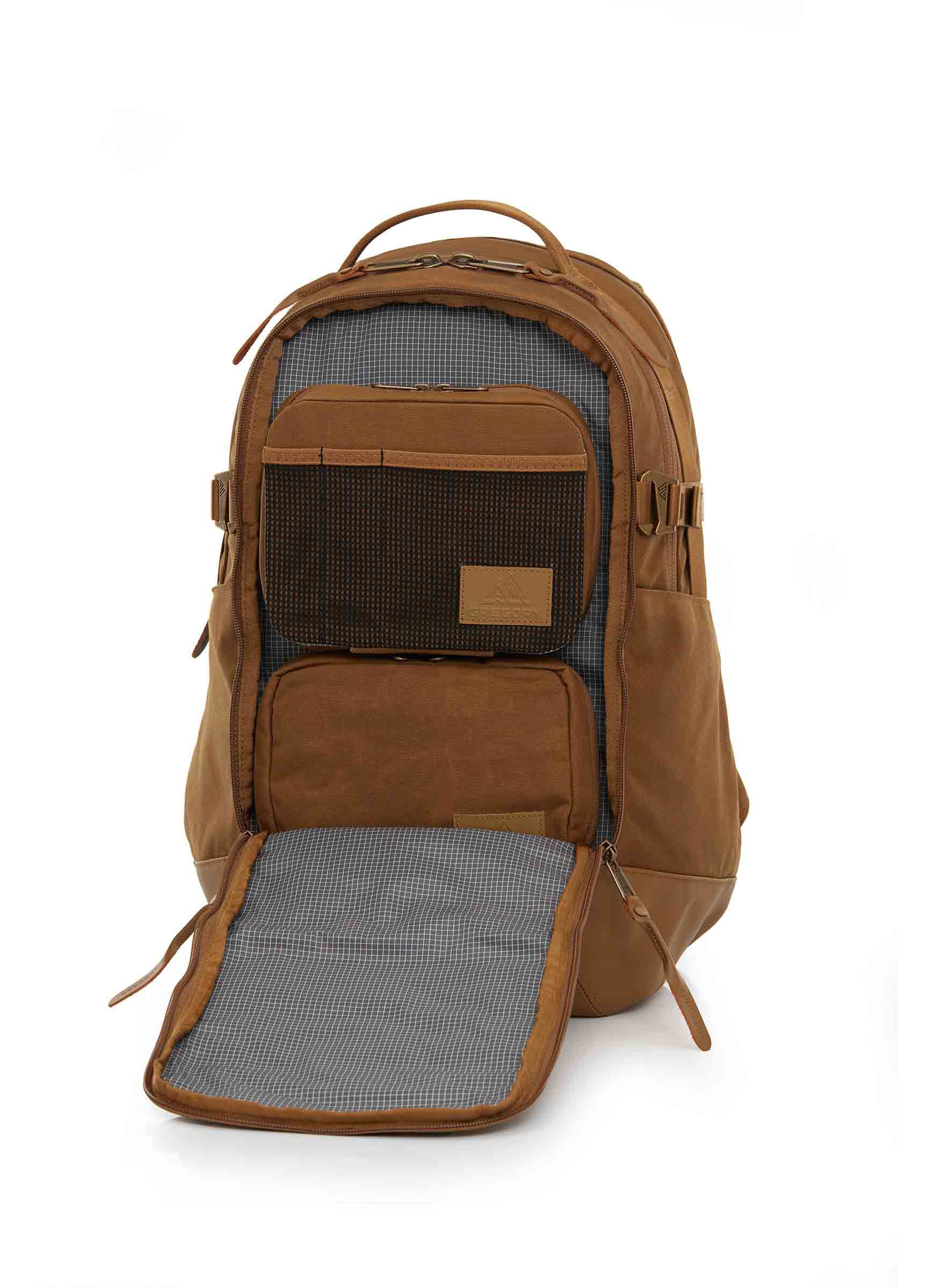 クウォリーバックパック22 ブラス | グレゴリー公式オンラインストア