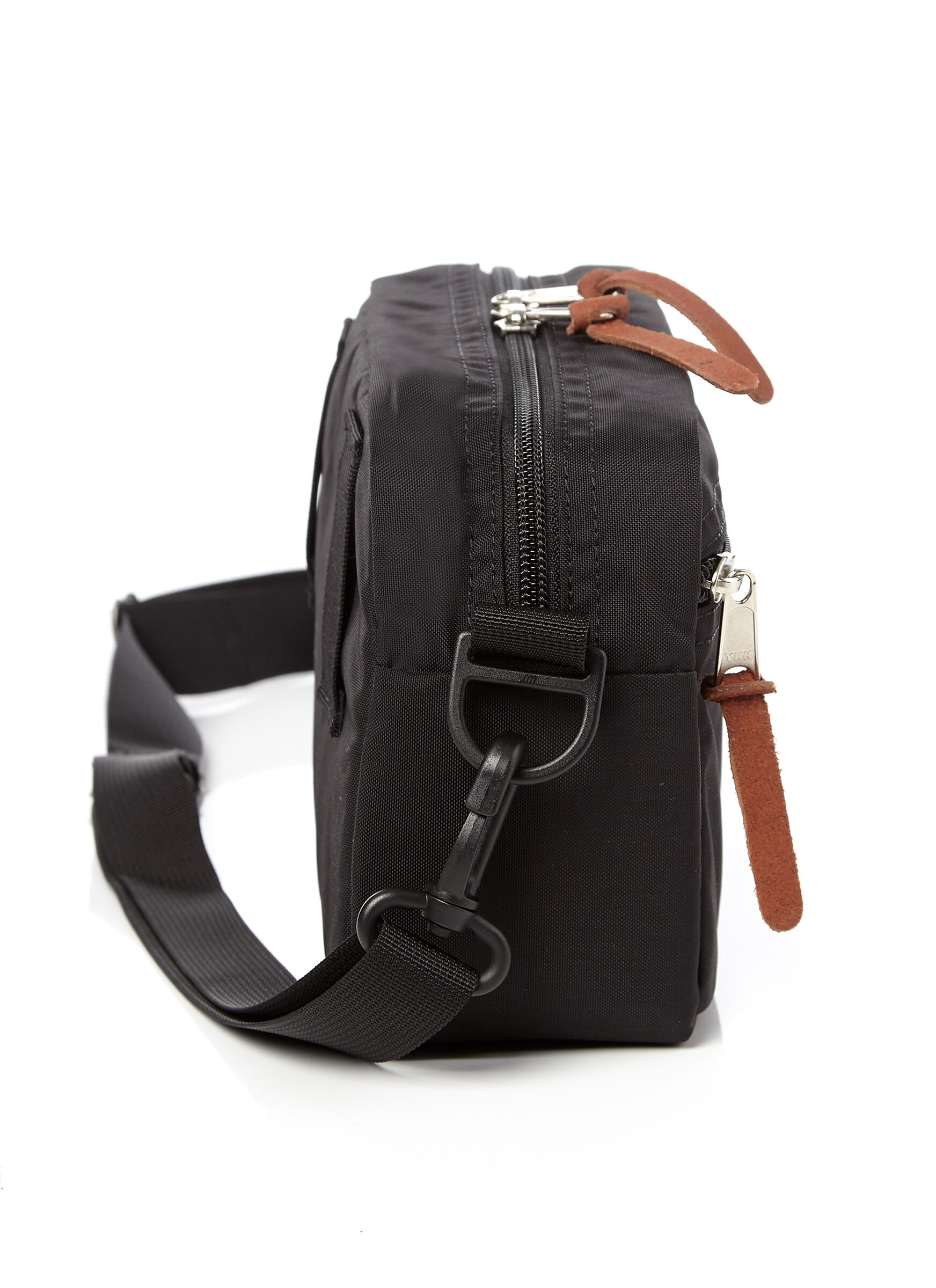 CLASSIC BAGS パデッドショルダーポーチM