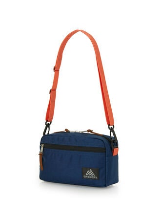 CLASSIC BAGS パデッドショルダーポーチM