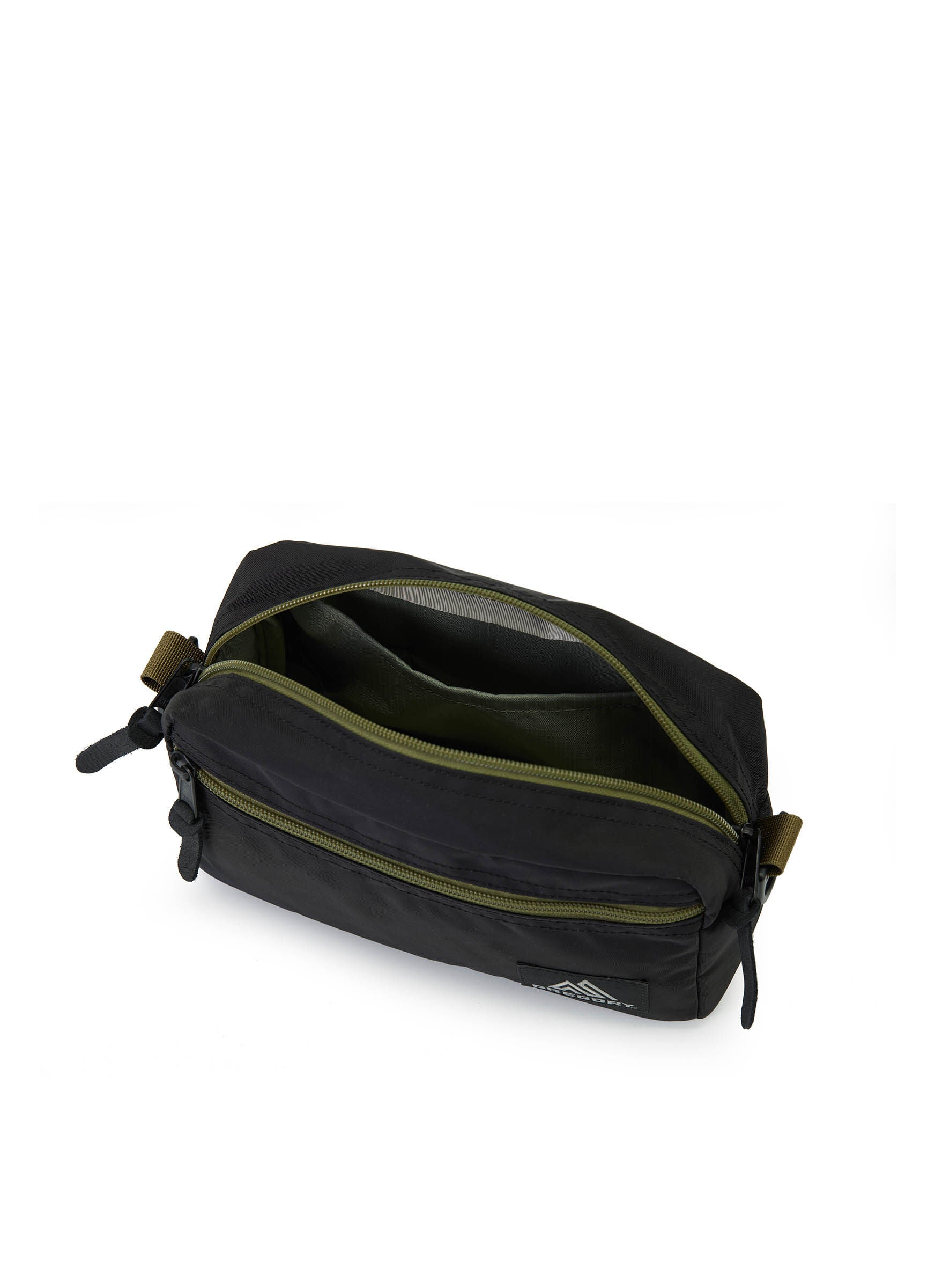 CLASSIC BAGS パデッドショルダーポーチM