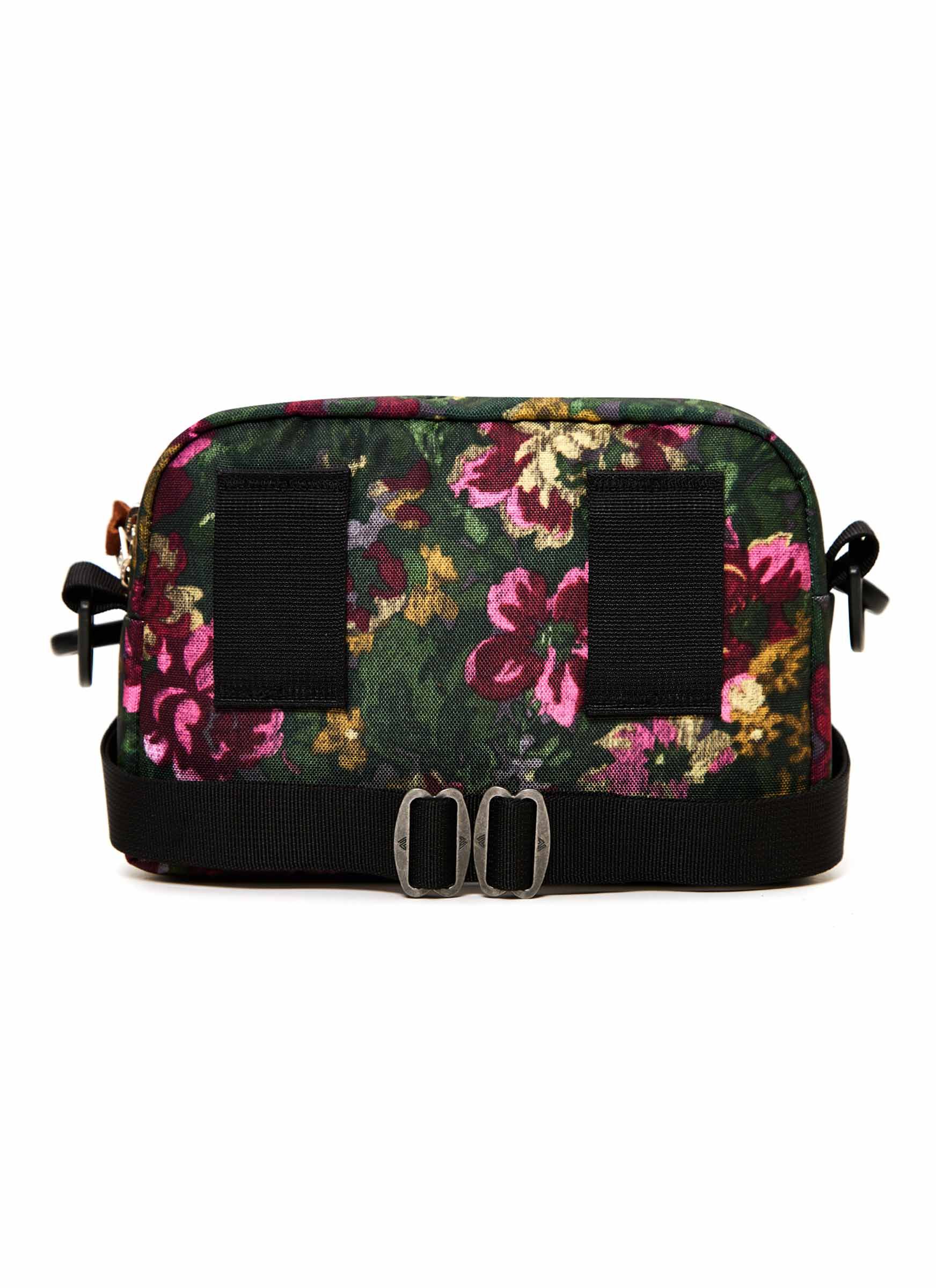 CLASSIC BAGS パデッドショルダーポーチS