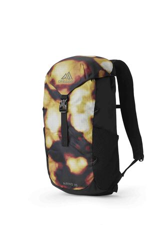 ESSENTIAL HIKING ナノ16