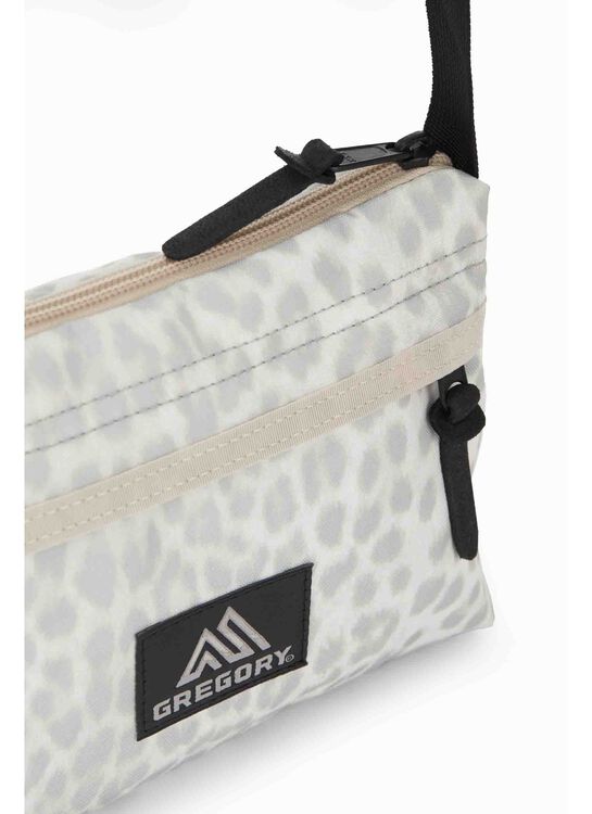 CLASSIC BAGS エンベロップショルダー