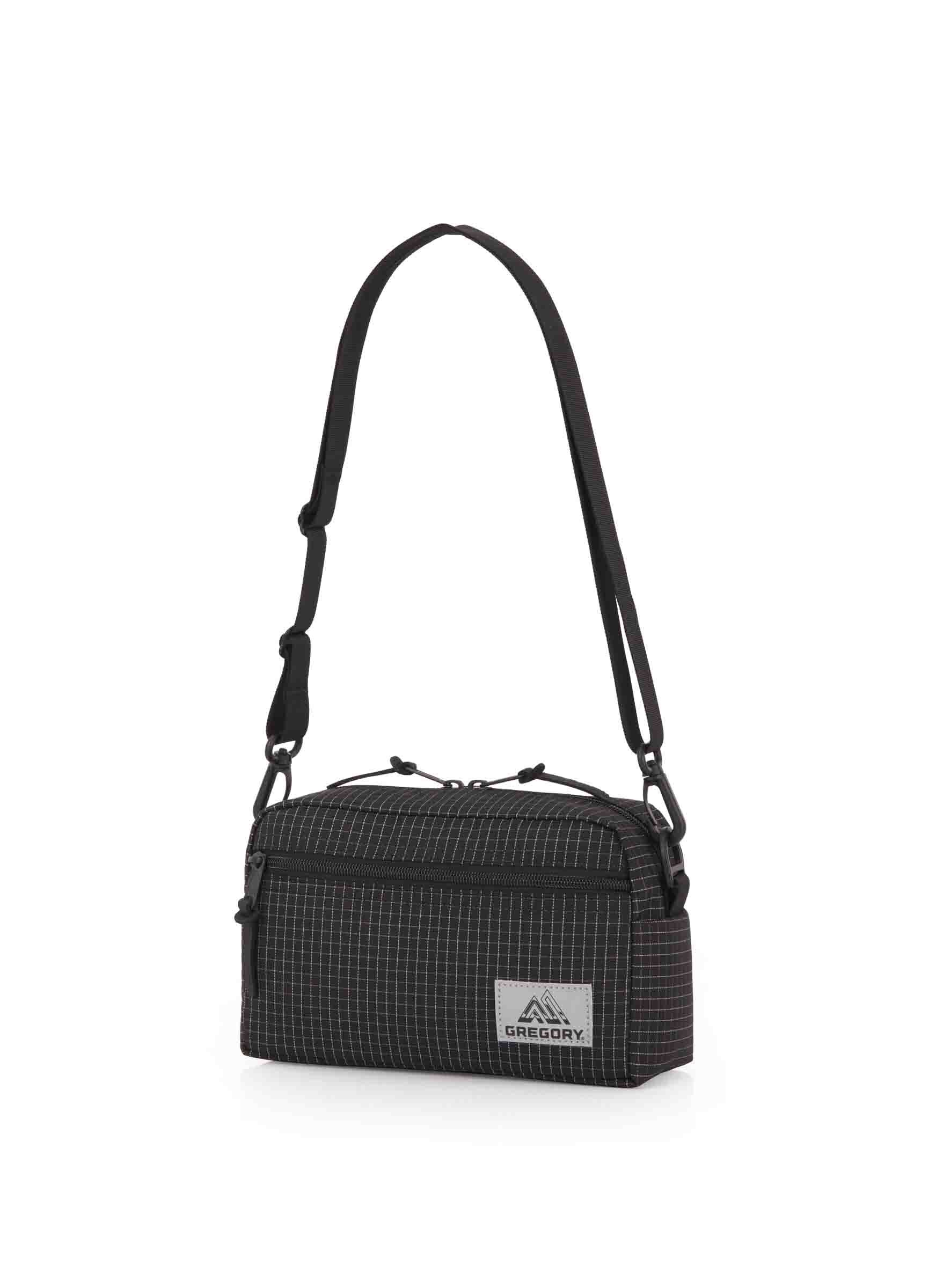 CLASSIC BAGS パデッドショルダーポーチM