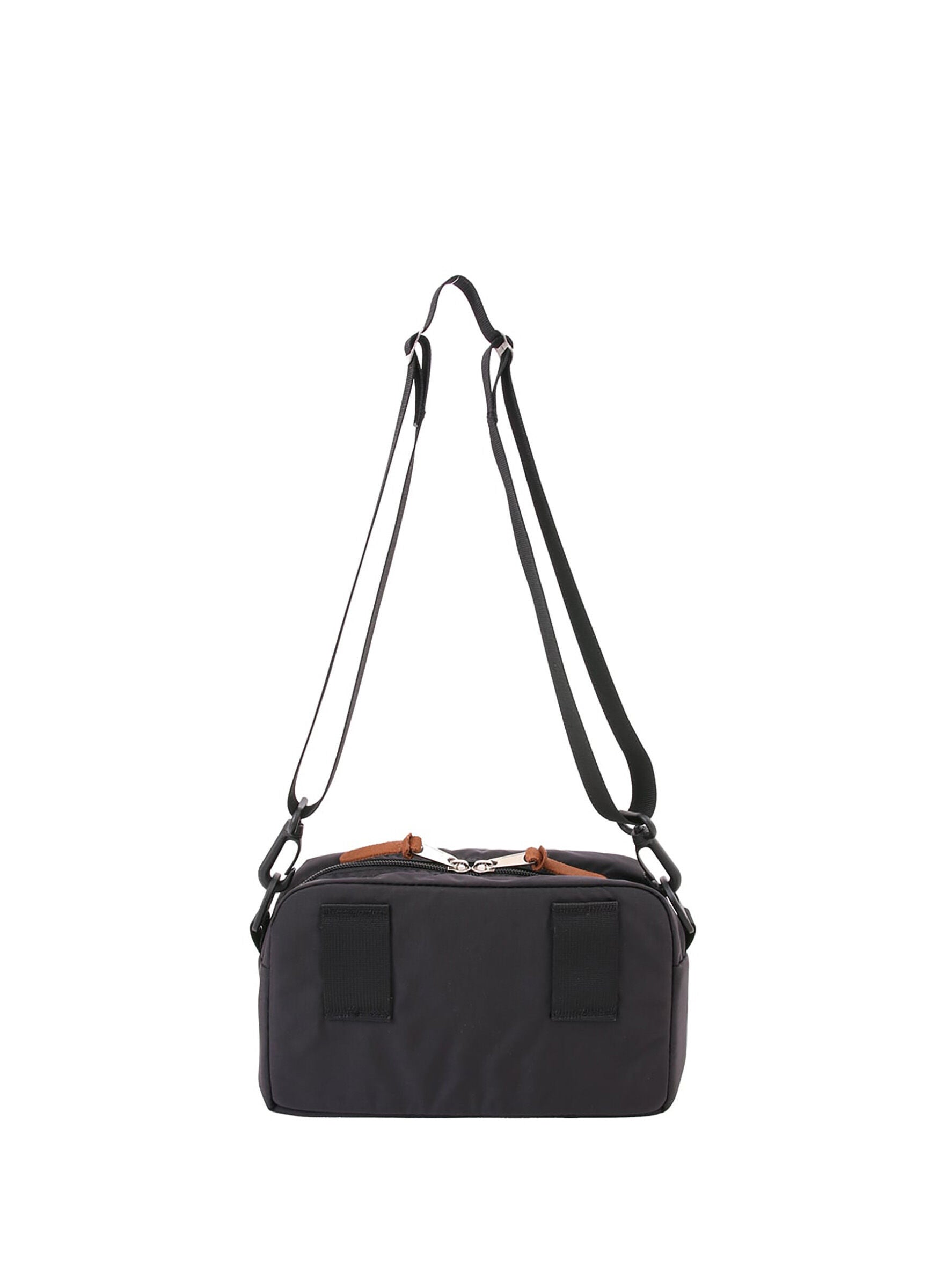 CLASSIC BAGS パデッドショルダーポーチM