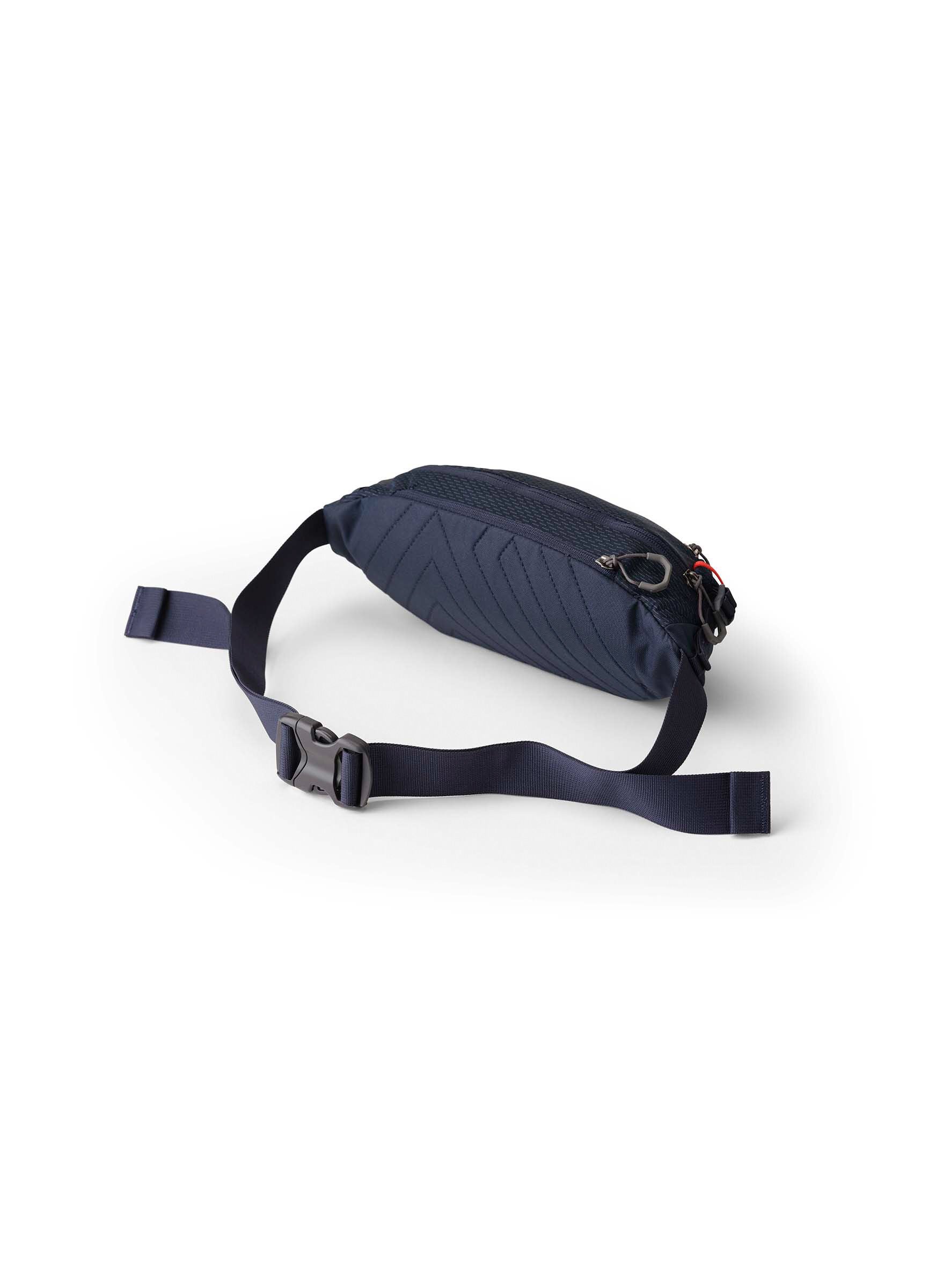 ESSENTIAL HIKING ナノウエストパック