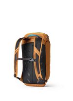 ESSENTIAL HIKINGナノ16