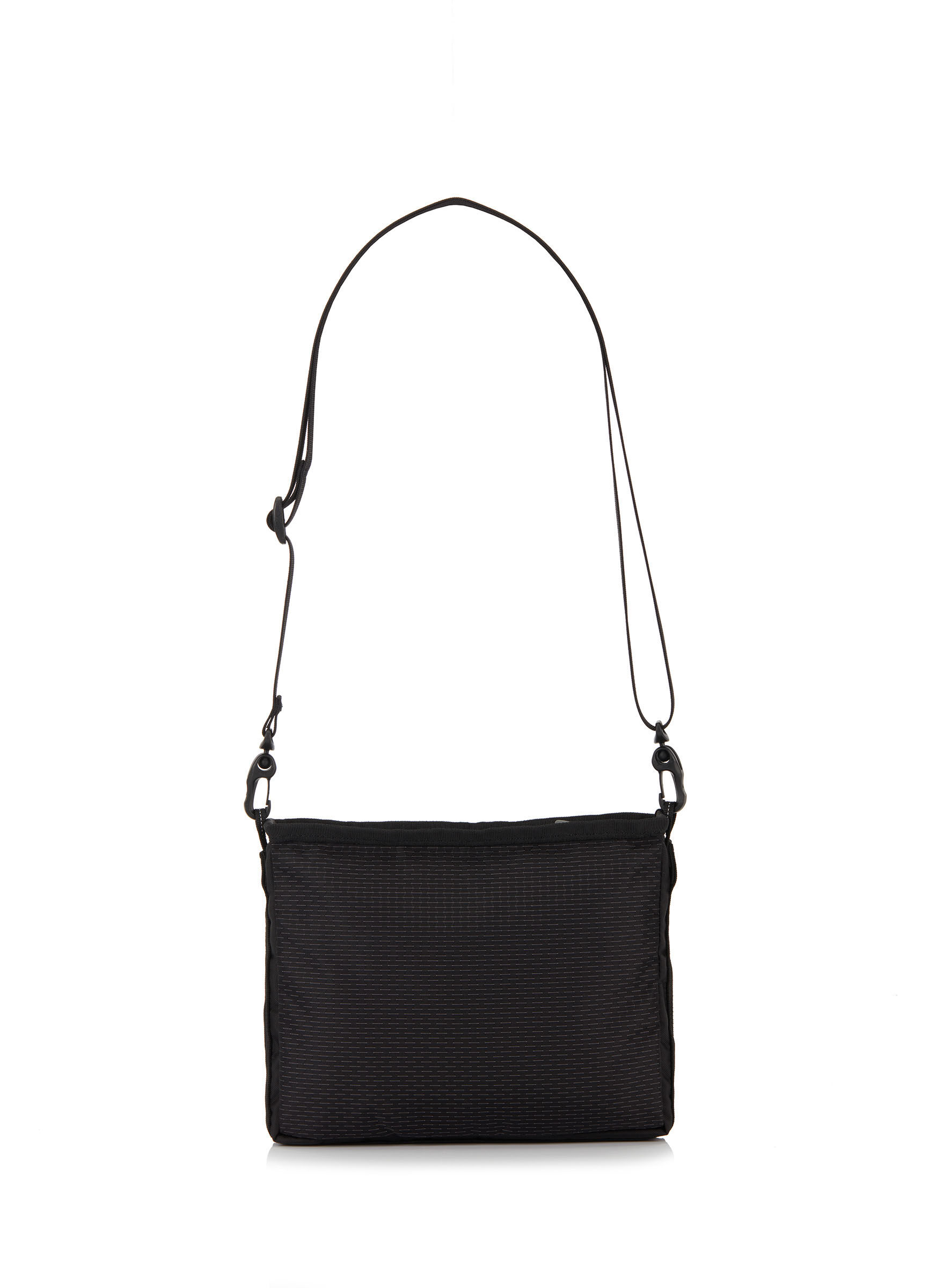 ESSENTIAL HIKING ナノサコッシュ