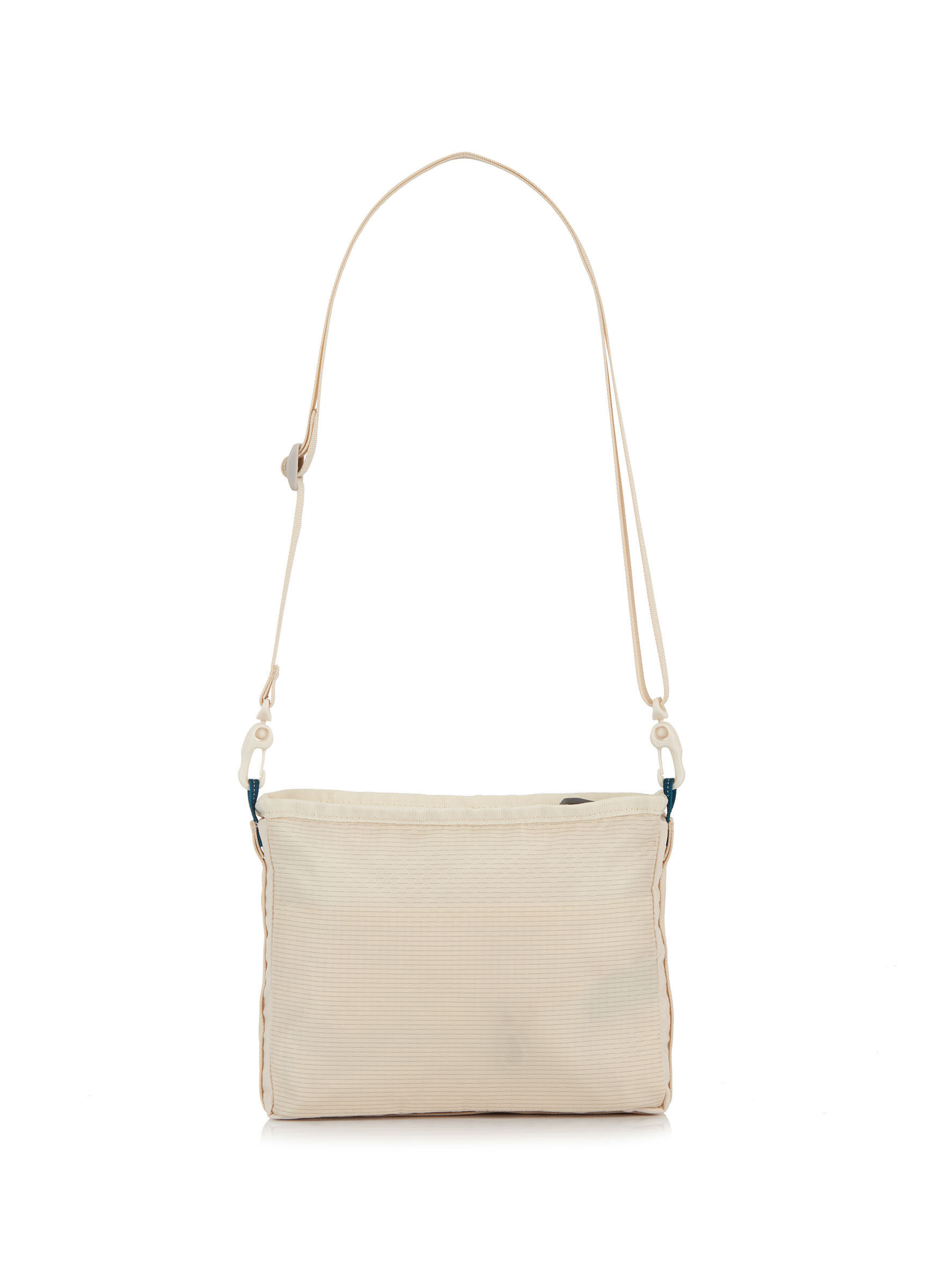 ESSENTIAL HIKING ナノサコッシュ