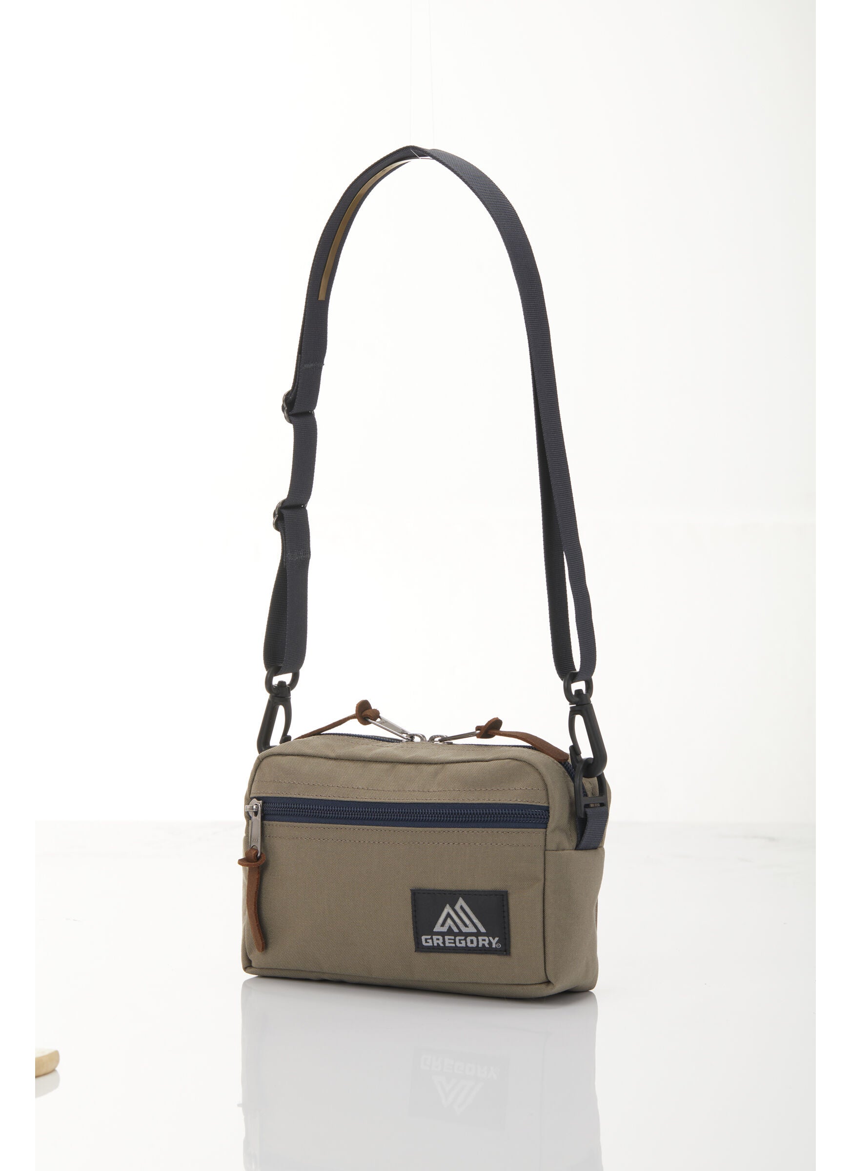 クラシックバッグ パデッドショルダーポーチS