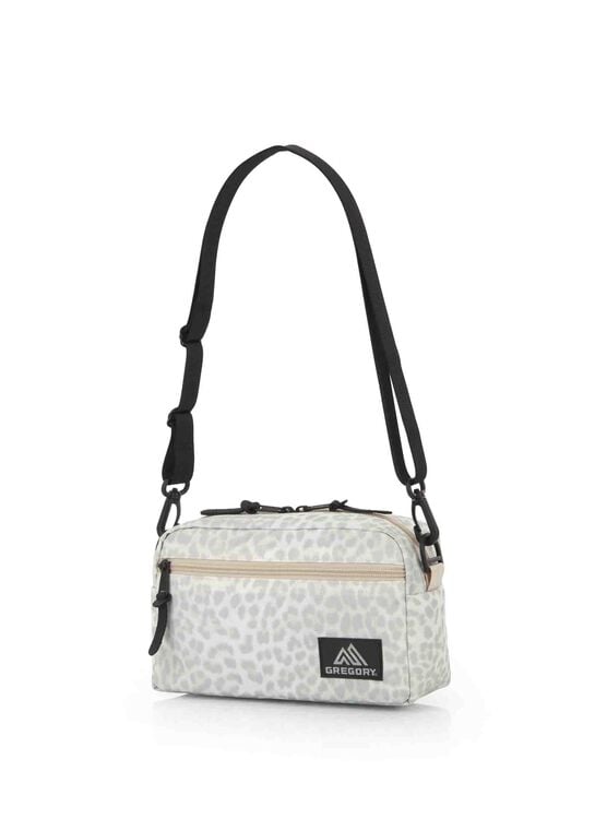 CLASSIC BAGS パデッドショルダーポーチM