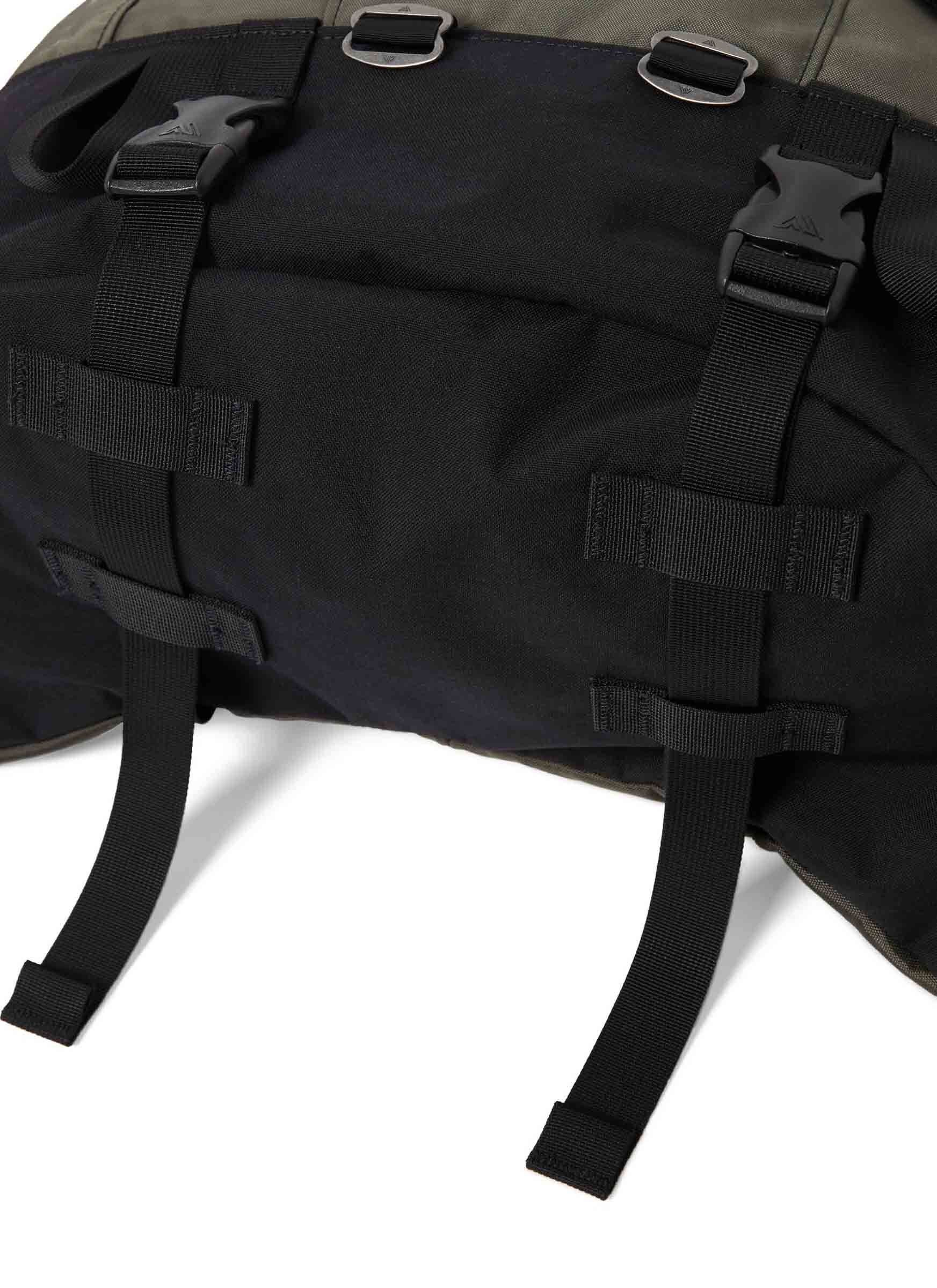 なす　GREGORY デイアンドハーフ　現行タグ　ブラック グレゴリー デイアンドハーフ パック DAY AND A HALF PACK