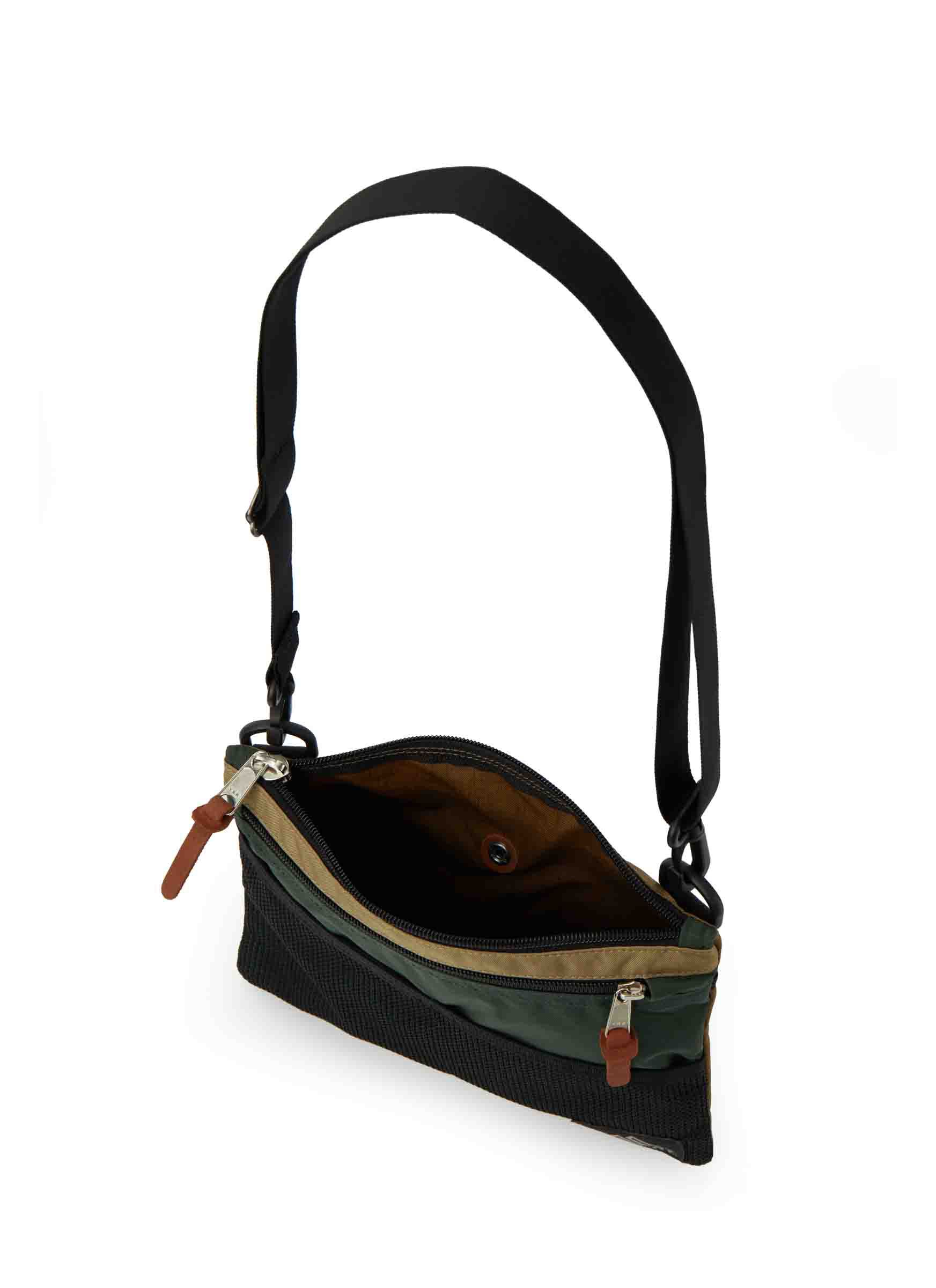 クラシックサコッシュM ログキャビンカーキ | グレゴリー公式