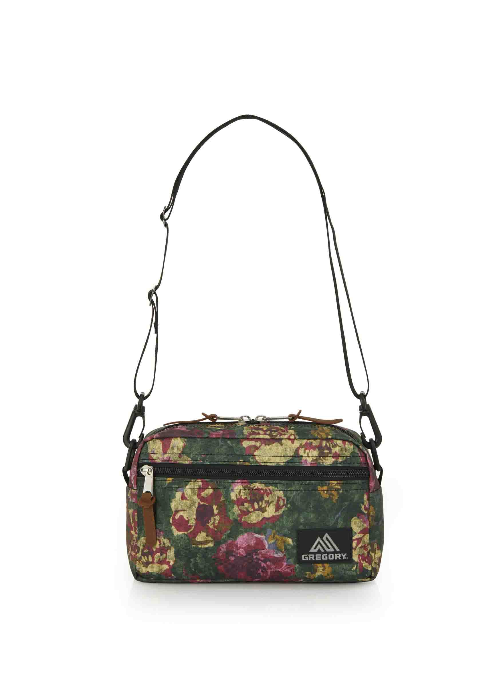 クラシックバッグ パデッドショルダーポーチM