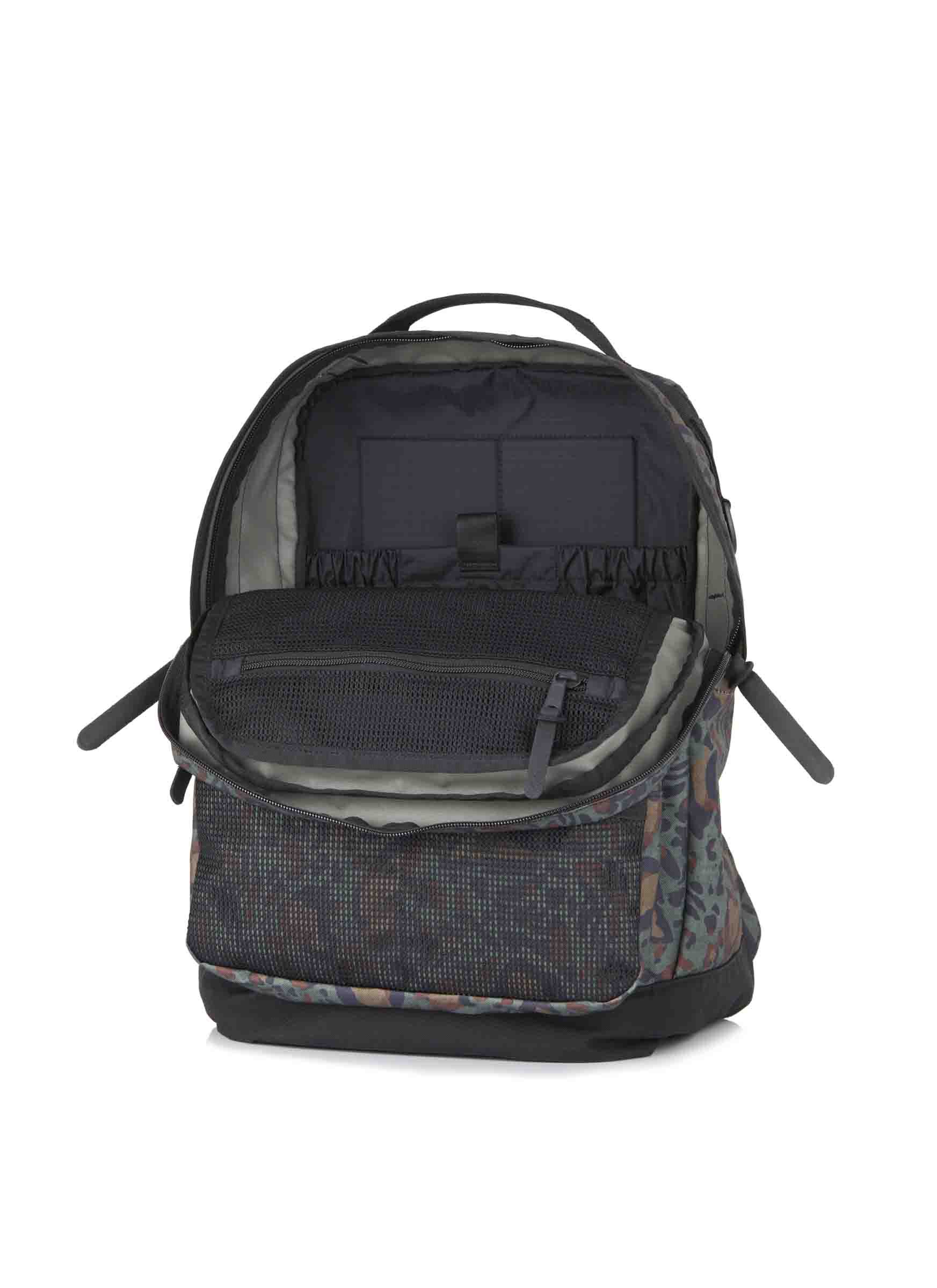 グレゴリー キャンパスデイM ブラック × レオパード デイパック・バックパック グレゴリー キャンパスデイ M