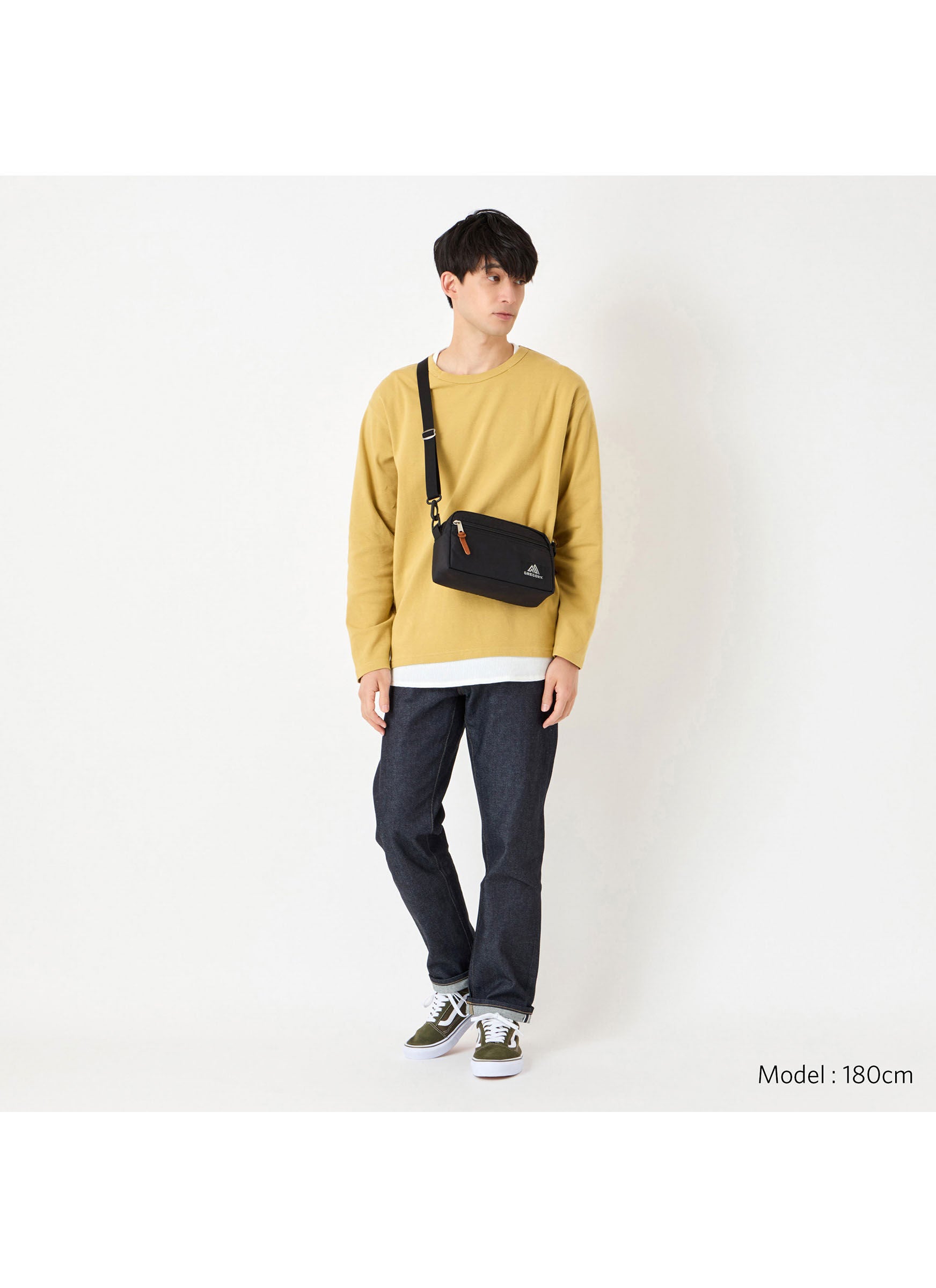 CLASSIC BAGS パデッドショルダーポーチM