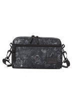 CLASSIC BAGS パデッドショルダーポーチM