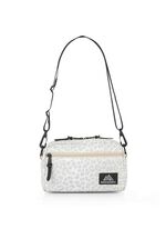 CLASSIC BAGS パデッドショルダーポーチM