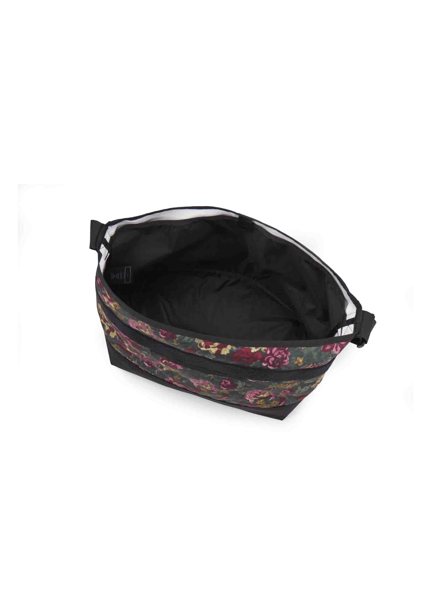 CLASSIC BAGS オーセンティックメッセンジャー