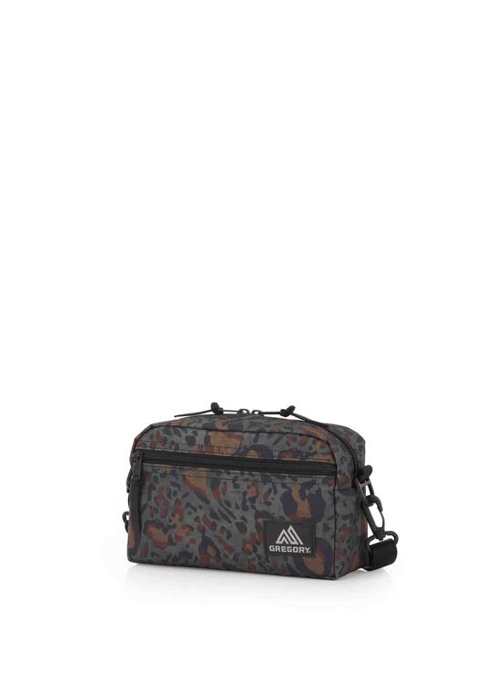 CLASSIC BAGS パデッドショルダーポーチM