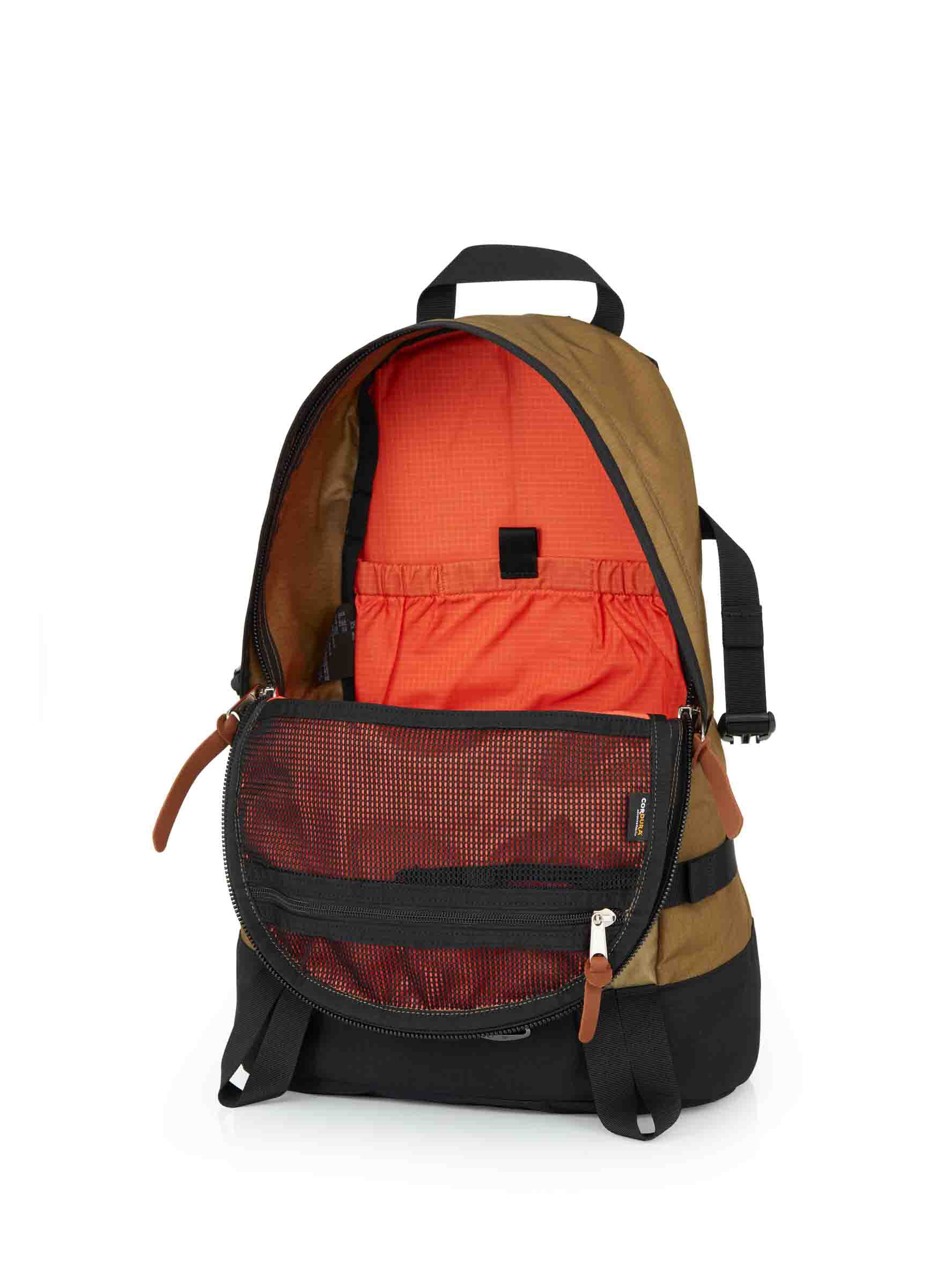 オールデイ ログキャビンカーキ | グレゴリー公式オンラインストア