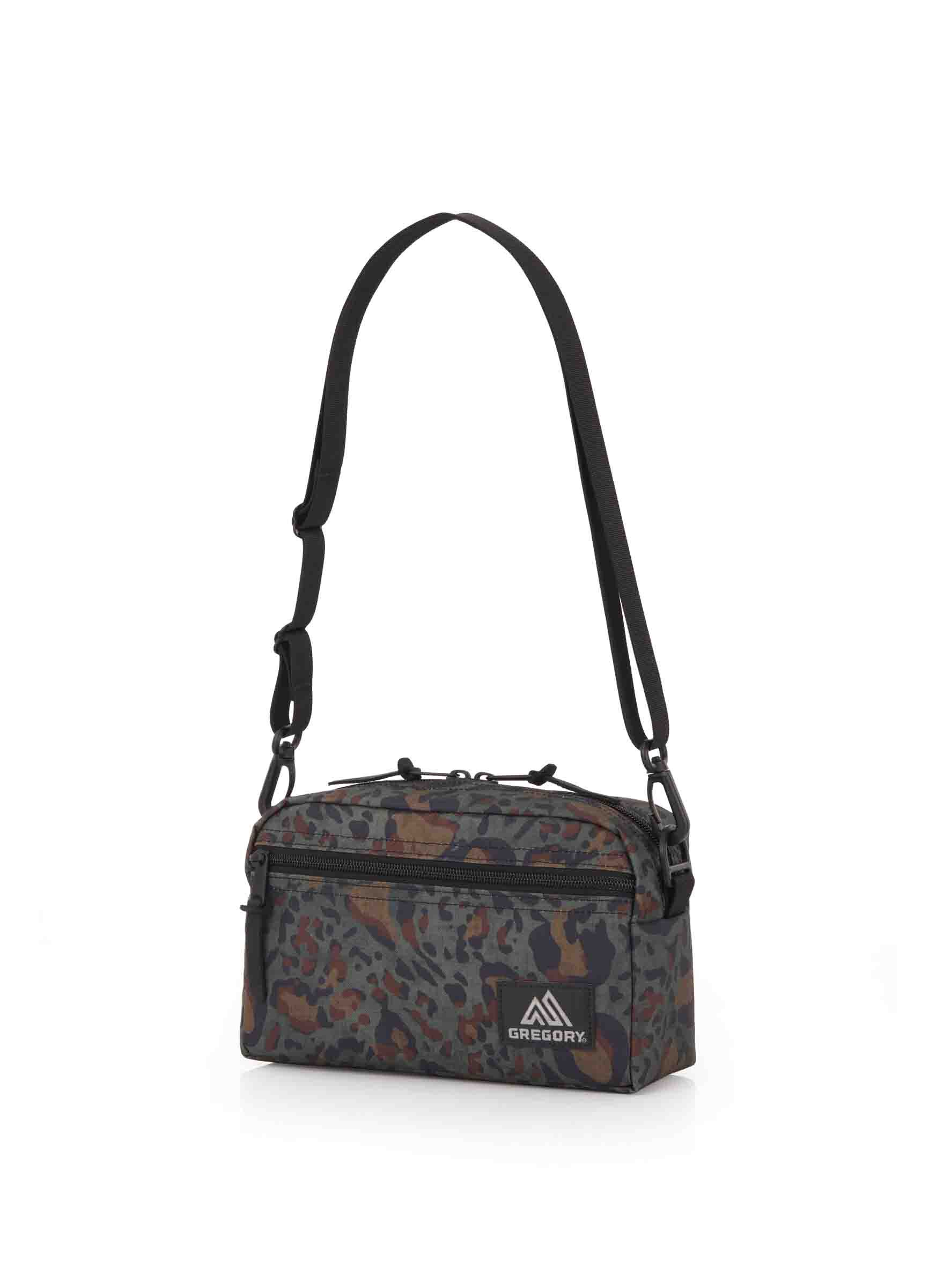 GREGORY グレゴリー ショルダーバッグ レオパード ポーチ 豹柄 M GREGORY グレゴリー ショルダーバッグ レオパード ポーチ 豹柄 M