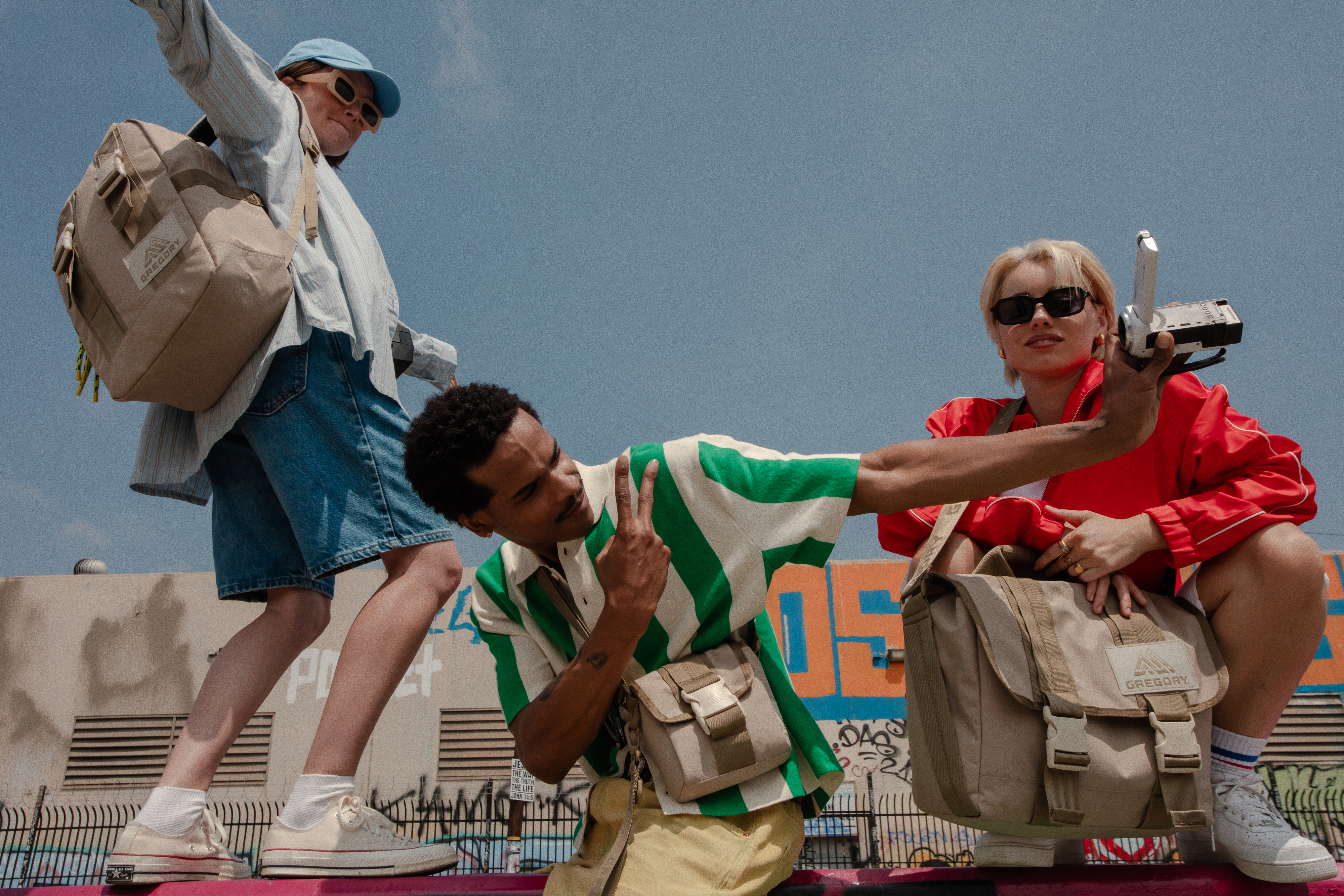 JAWBREAKER ジョーブレーカーショルダーポーチ