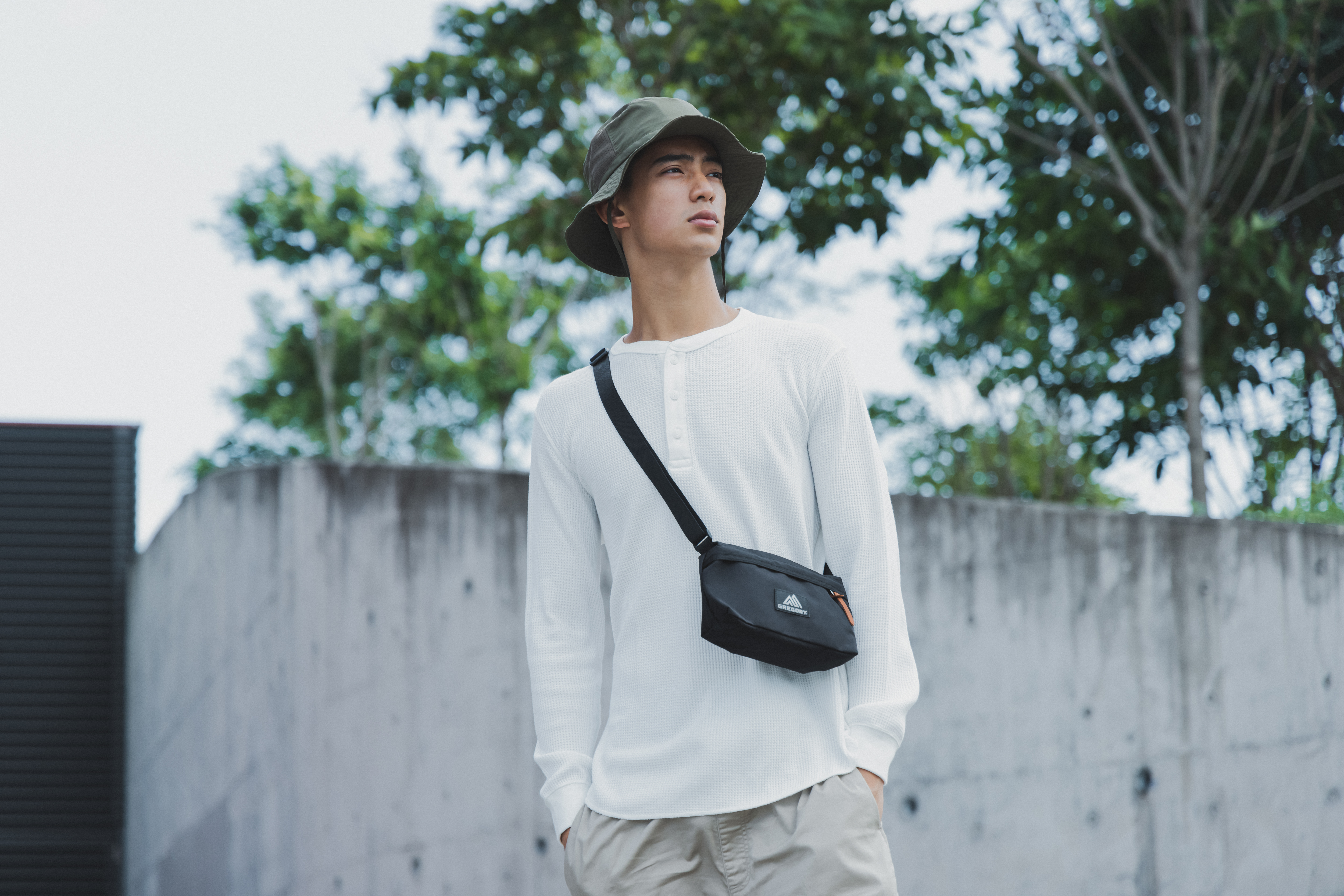 CLASSIC BAGS エンベロップショルダー